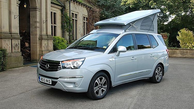 SsangYong превратил Rodius в дом на колесах SsangYong превратил Rodius в дом на колесах