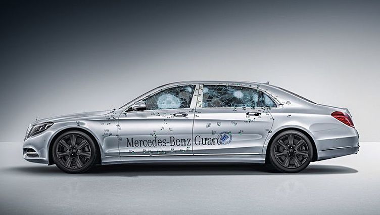 Флагман Mercedes-Maybach S600 получил бронированную версию Флагман Mercedes-Maybach S600 получил бронированную версию