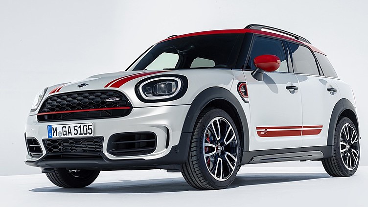 Обновленный MINI John Cooper Works Countryman уже можно купить в России