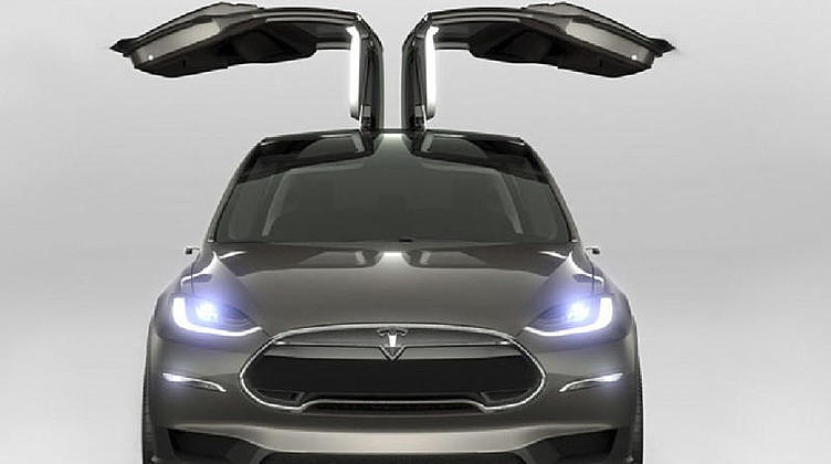 Tesla второй год не может выпустить кроссовер Tesla второй год не может выпустить кроссовер