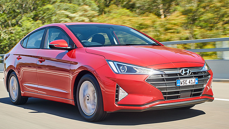 Hyundai Elantra стала «Автомобилем года» в Северной Америке Hyundai Elantra стала «Автомобилем года» в Северной Америке