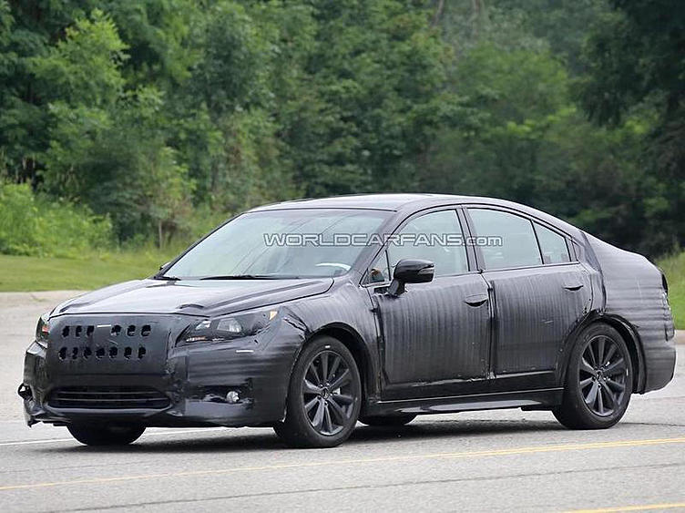 Новый Subaru Legacy покажут через год