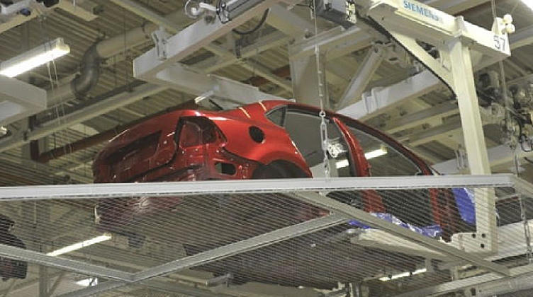 Выпуск легковых автомобилей в марте упал на 18,8% Выпуск легковых автомобилей в марте упал на 18,8%