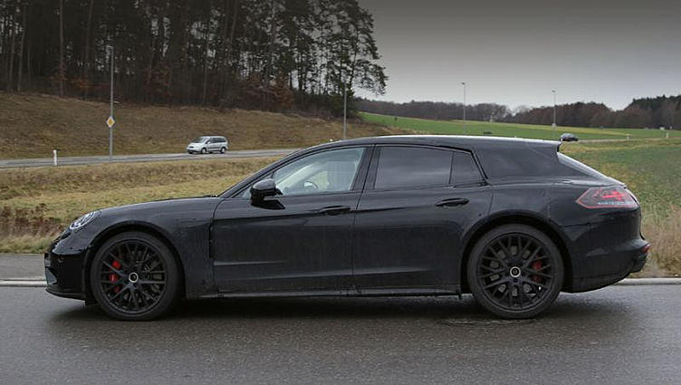 Универсал Porsche Panamera впервые замечен на испытаниях Универсал Porsche Panamera впервые замечен на испытаниях