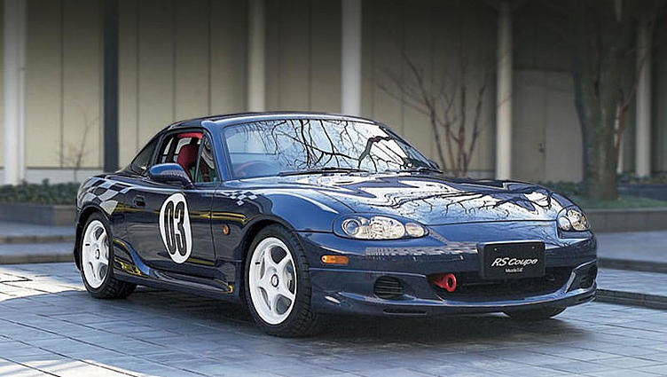Собратом нового родстера Mazda MX-5 станет купе Собратом нового родстера Mazda MX-5 станет купе