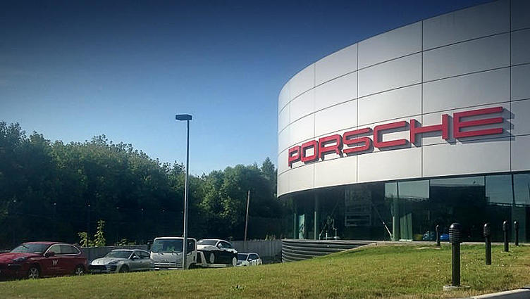 Американцы назвали Porsche лучшей автомобильной маркой Американцы назвали Porsche лучшей автомобильной маркой