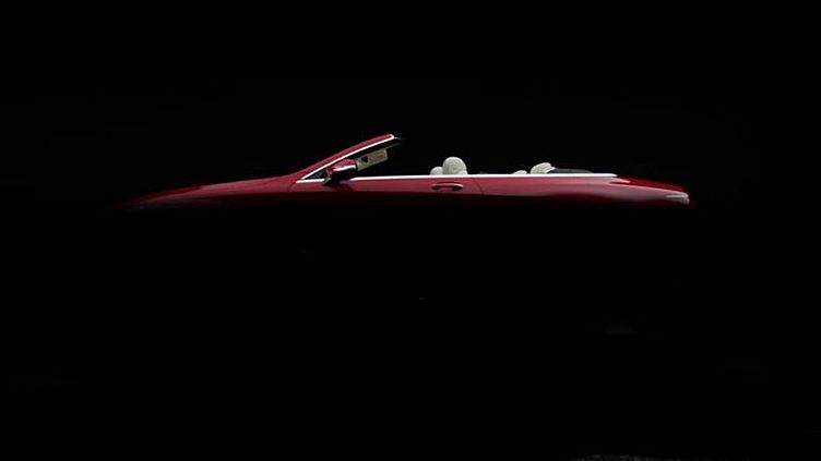 «Мерседес» построит 300 сверхроскошных кабриолетов Maybach [Video]