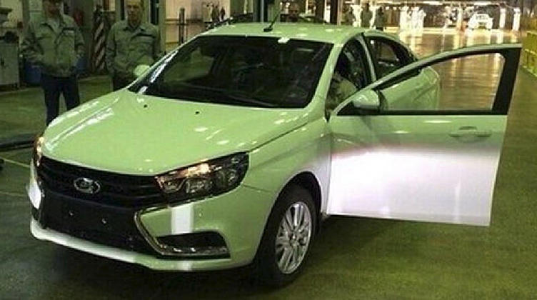 Предсерийная Lada Vesta рассекречена Предсерийная Lada Vesta рассекречена