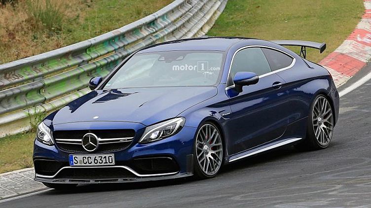«Мерседес» вывел на тесты «экстремальное» купе C 63 «Мерседес» вывел на тесты «экстремальное» купе C 63