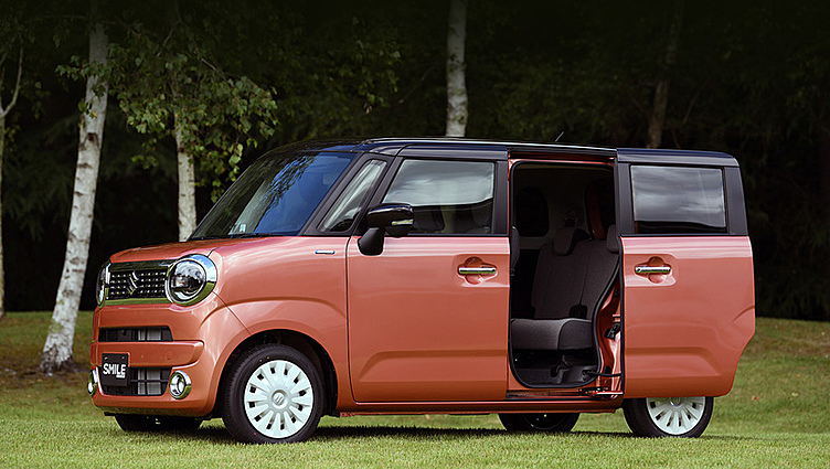 Suzuki Wagon R получил сдвижные двери Suzuki Wagon R получил сдвижные двери