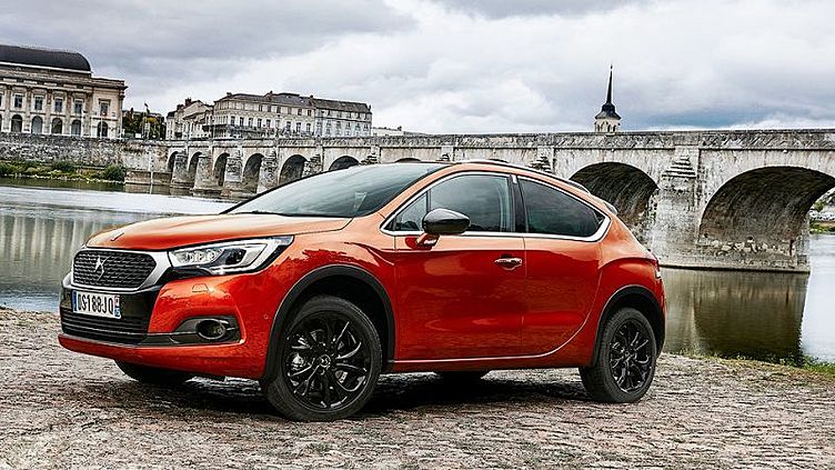 В России начнут продавать «вседорожный» хэтчбек DS4 В России начнут продавать «вседорожный» хэтчбек DS4