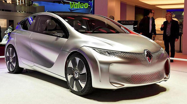 Представленный в Париже концепт-кар Renault тратит 1 л топлива на 100 км