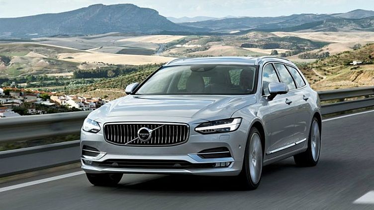 В Volvo назвали сроки премьеры вседорожного универсала V90