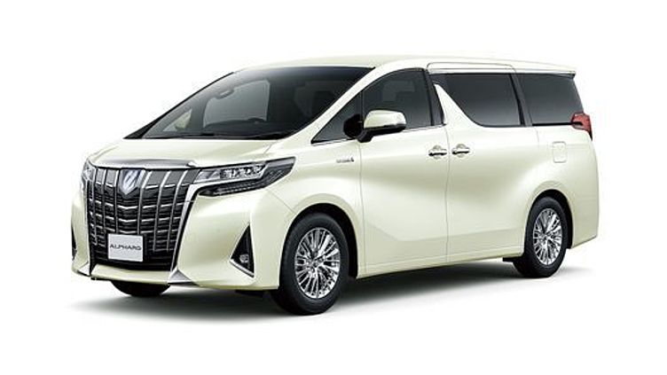 Минивэн Toyota Alphard обновился и стал еще агрессивнее Минивэн Toyota Alphard обновился и стал еще агрессивнее