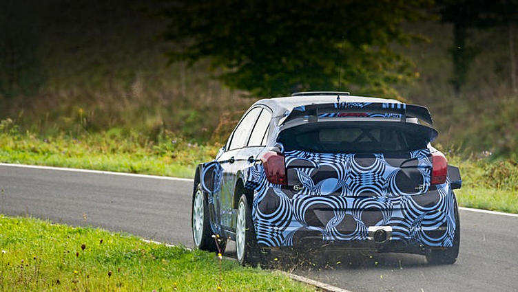 Компания Hyundai впервые вывела на тесты новый i20 WRC Компания Hyundai впервые вывела на тесты новый i20 WRC
