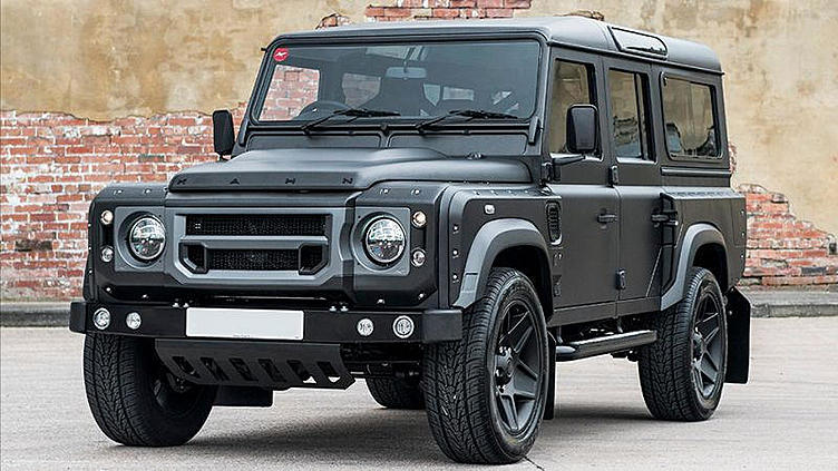 Ателье Kahn Design выпустило «прощальный» Defender Ателье Kahn Design выпустило «прощальный» Defender