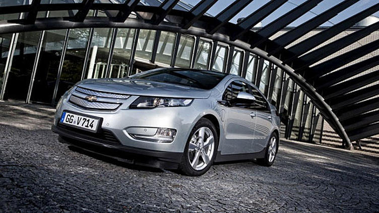 Chevrolet снижает цену на электромобиль Volt в Европе Chevrolet снижает цену на электромобиль Volt в Европе