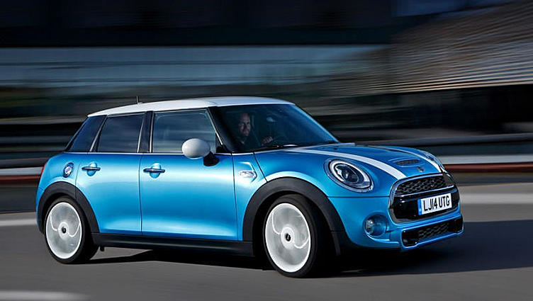 Хэтчбек Mini вытянулся в длину и потяжелел Хэтчбек Mini вытянулся в длину и потяжелел