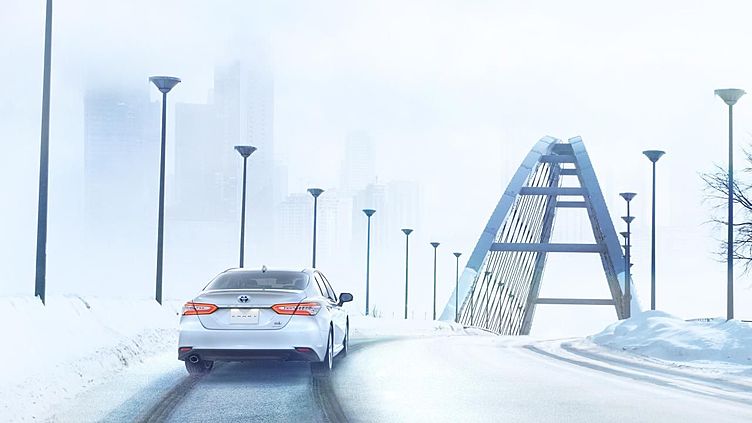 Toyota Camry обзавелась полным приводом в Японии Toyota Camry обзавелась полным приводом в Японии