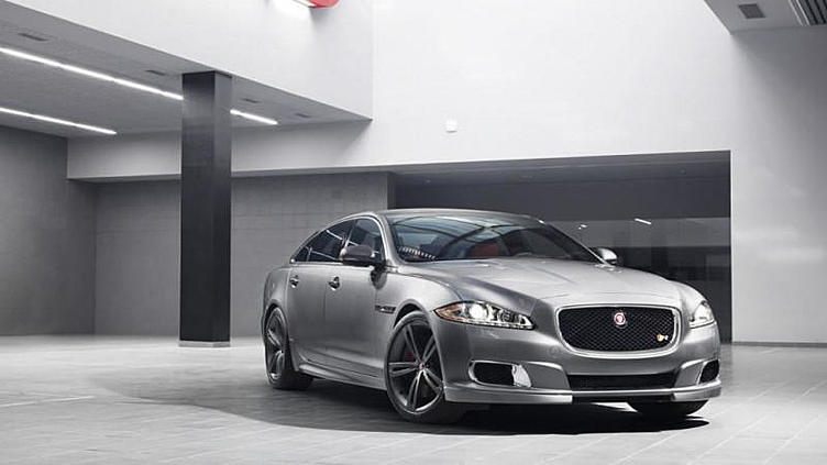 Jaguar представил свой новый суперседан Jaguar представил свой новый суперседан