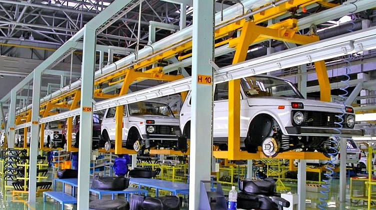 АВТОВАЗ увеличил выпуск автомобилей на 4,2%