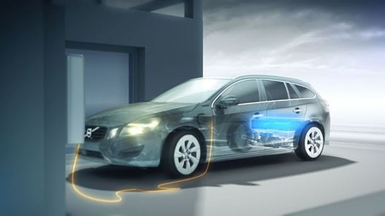 Volvo призывает унифицировать зарядные станции для электромобилей Volvo призывает унифицировать зарядные станции для электромобилей