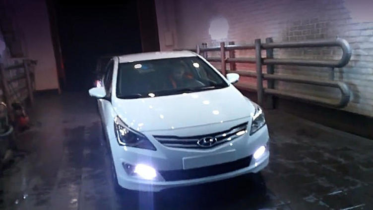 Обновлённый седан Hyundai Solaris впервые попал в объективы Обновлённый седан Hyundai Solaris впервые попал в объективы