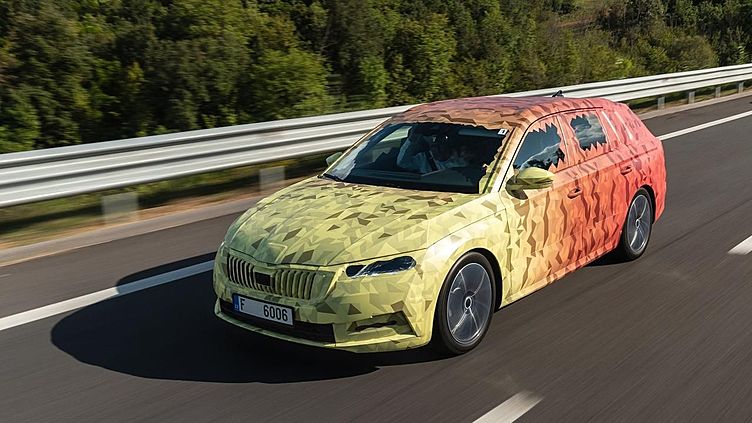 Skoda раскрыла подробности о новой Octavia