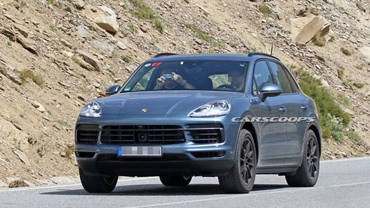 Внешность нового Porsche Cayenne практически рассекречена Внешность нового Porsche Cayenne практически рассекречена