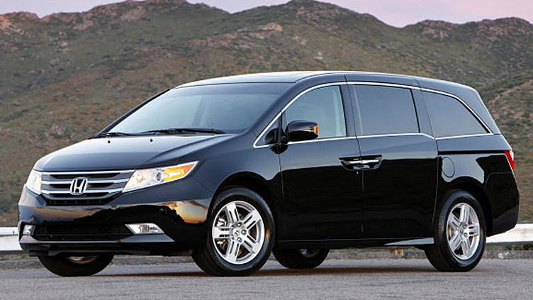 Honda отзывает в США около 900 тысяч минивэнов Odyssey