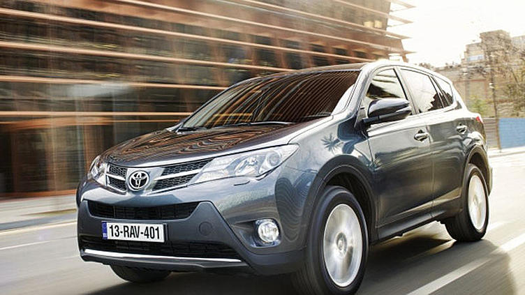 Toyota ожидает дальнейшего роста сегмента SUV в России Toyota ожидает дальнейшего роста сегмента SUV в России