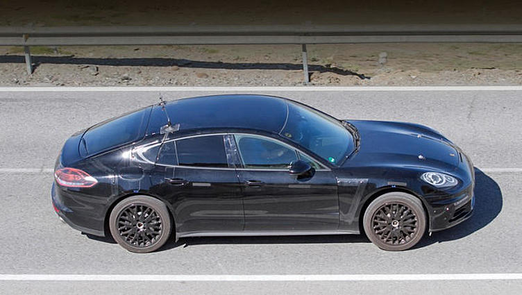 Хэтчбек Porsche Panamera пересмотрит свою эргономику Хэтчбек Porsche Panamera пересмотрит свою эргономику