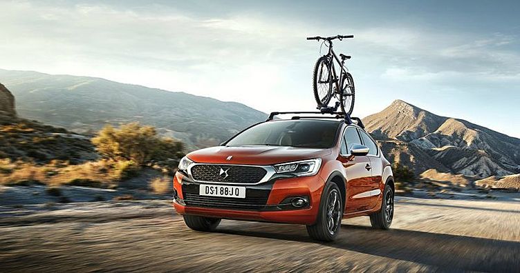 Citroen оценил обновленный DS4 в 1,6 миллиона рублей Citroen оценил обновленный DS4 в 1,6 миллиона рублей