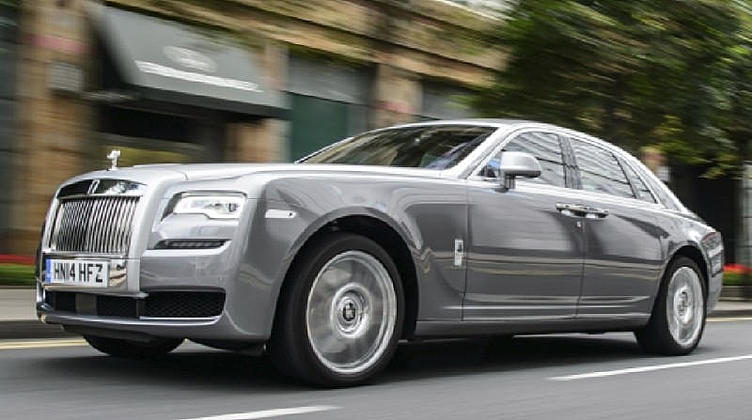 Автомобили Rolls-Royce подорожали в России на 10% Автомобили Rolls-Royce подорожали в России на 10%