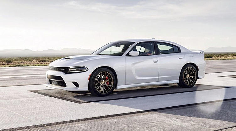Dodge представил самый мощный серийный седан на планете Dodge представил самый мощный серийный седан на планете