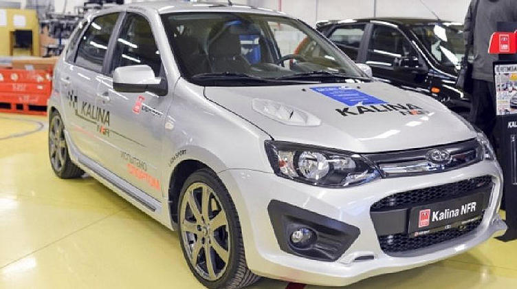 АВТОВАЗ представил дилерам самую мощную Lada