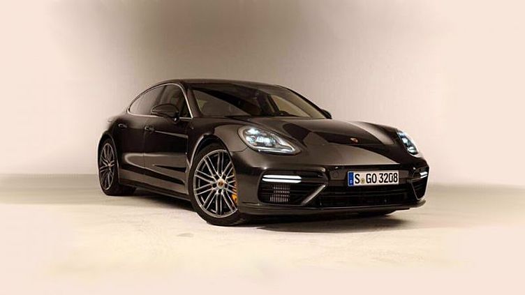 В Сети показали Porsche Panamera нового поколения