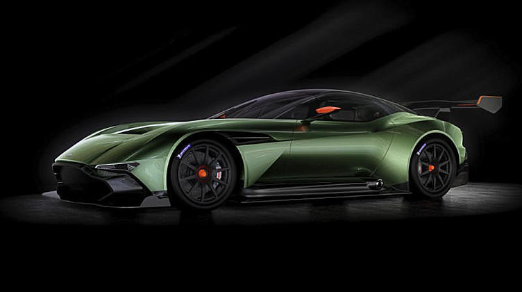 Aston Martin не откажется ни от V12, ни от механической коробки Aston Martin не откажется ни от V12, ни от механической коробки