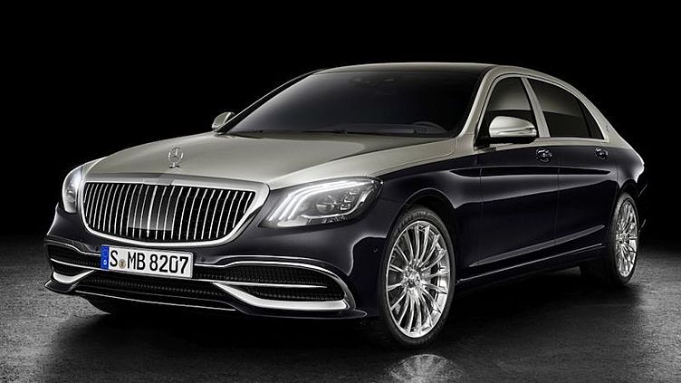 S-class Maybach изменил лицо и получил двухцветный кузов