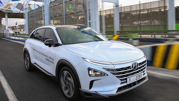 Водородный Hyundai превратили в беспилотник с караоке Водородный Hyundai превратили в беспилотник с караоке