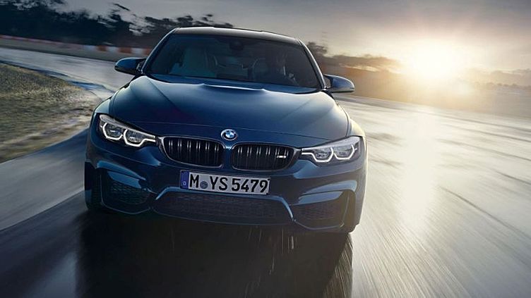 Появились первые изображения обновленной BMW M3 Появились первые изображения обновленной BMW M3