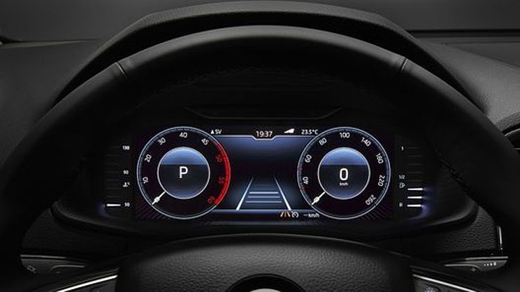 Skoda показала цифровую приборную панель кроссовера Karoq Skoda показала цифровую приборную панель кроссовера Karoq