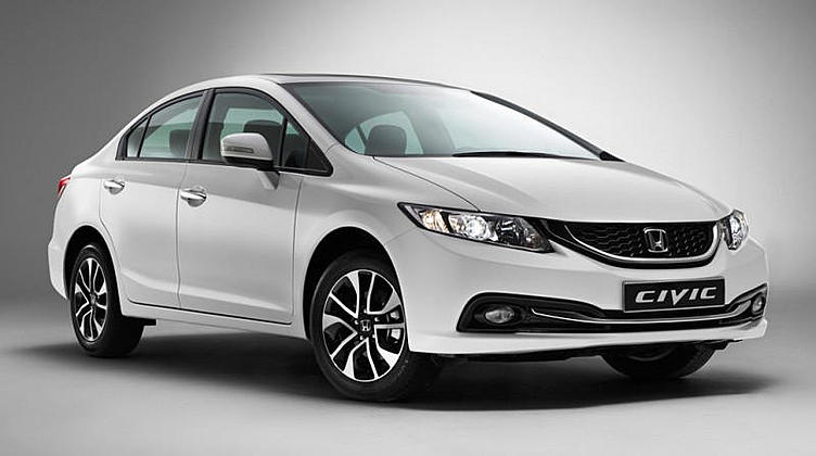 Седан Honda Civic приподнялся и подорожал