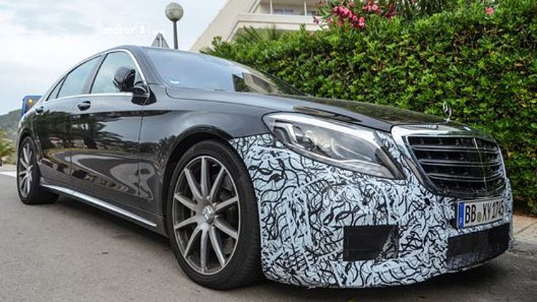 Седан Mercedes-AMG S 63 станет мощнее после обновления Седан Mercedes-AMG S 63 станет мощнее после обновления
