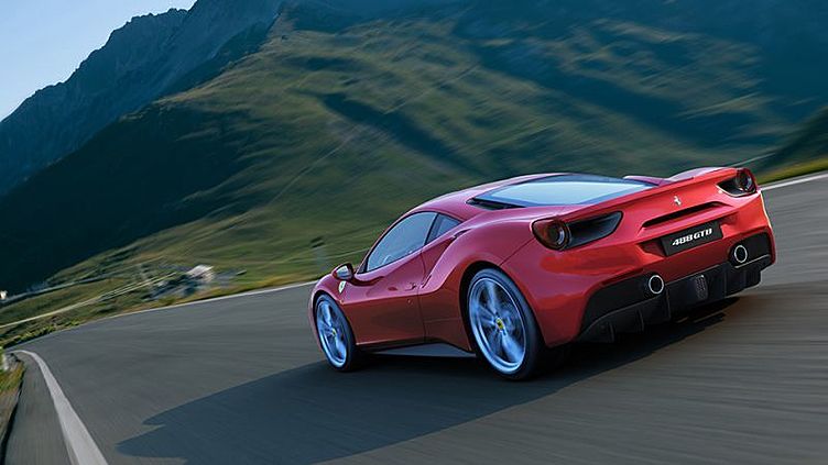 Продажи Ferrari выросли в России в два раза