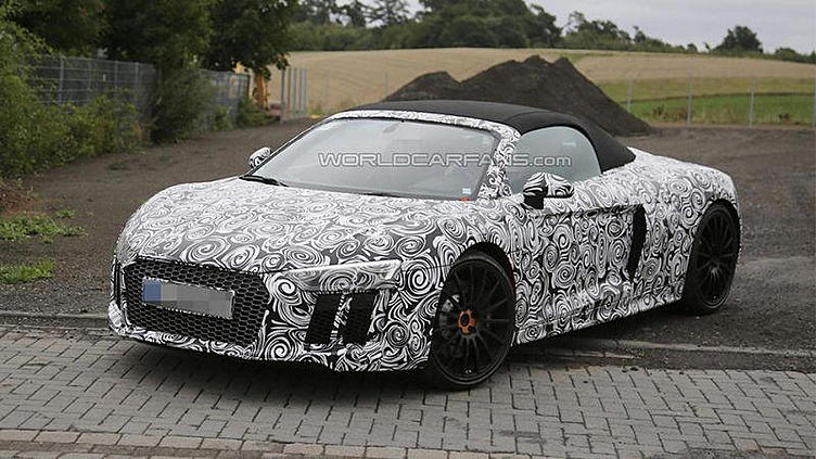 Audi вывела на тесты открытый R8 следующего поколения Audi вывела на тесты открытый R8 следующего поколения