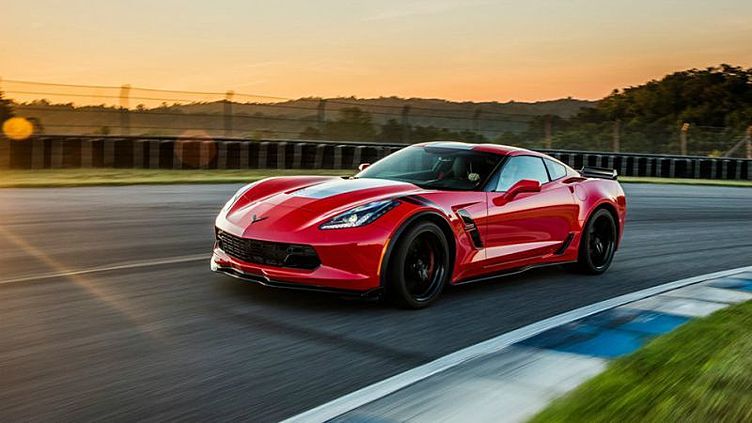 Среднемоторный Chevrolet Corvette оснастят «роботом» Среднемоторный Chevrolet Corvette оснастят «роботом»