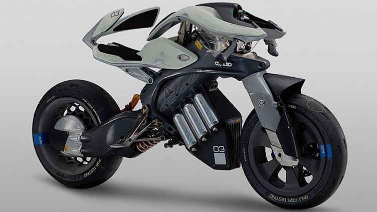 Концептуальный мотоцикл Yamaha научили узнавать владельца