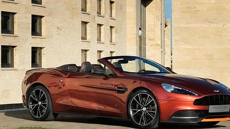 В ассортименте Aston Martin появилась новая буква