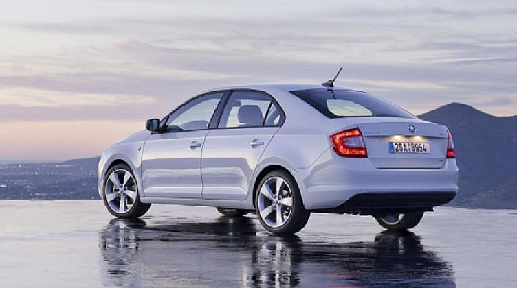 Skoda Rapid в феврале впервые стал бестселлером марки в России Skoda Rapid в феврале впервые стал бестселлером марки в России